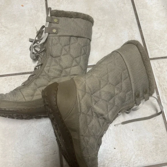 Columbia MINX MID ALTA OMNI-HEAT womens Snow Boot Tan Size 9 Fur Lined - Picture 4 of 6